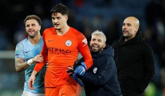 包含阿尔艾因惨遭淘汰,放弃继续比赛的词条 包含阿尔艾因惨遭淘汰,放弃继续比赛的词条