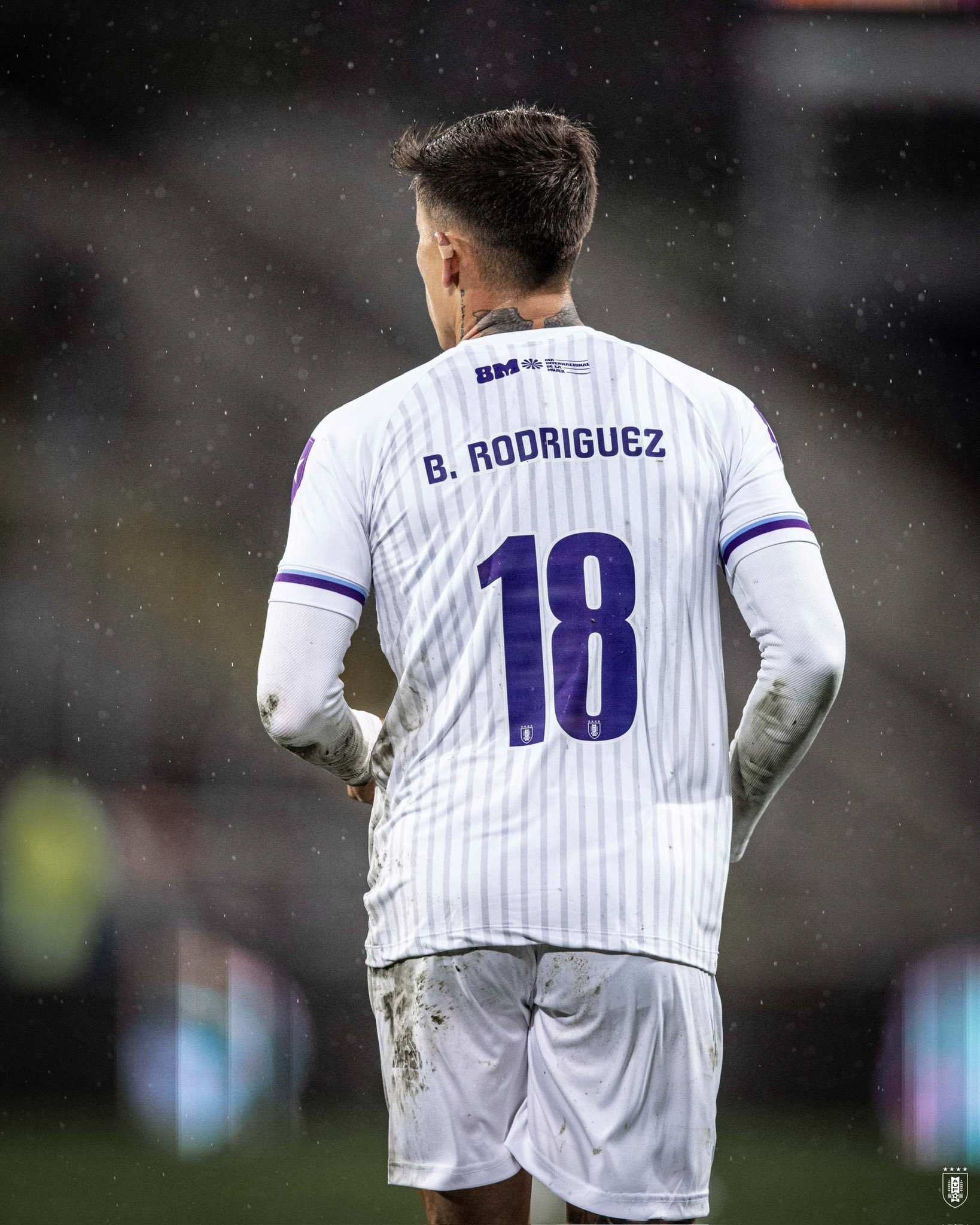 关于乌拉圭轻取希腊,孙兴慜惊艳四座的信息 关于乌拉圭轻取希腊,孙兴慜惊艳四座的信息