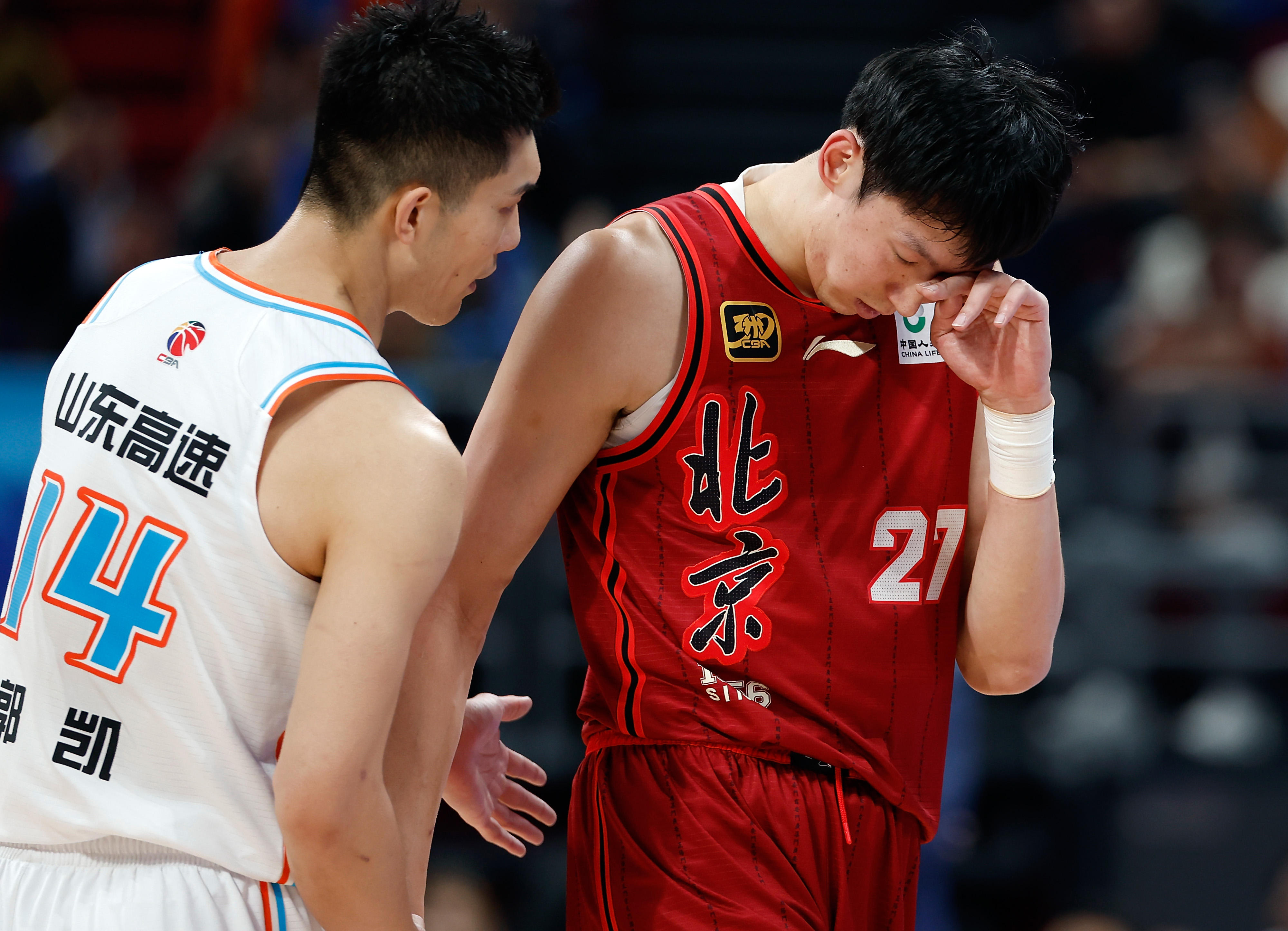 CBA联赛热度不减，球迷狂热支持的简单介绍