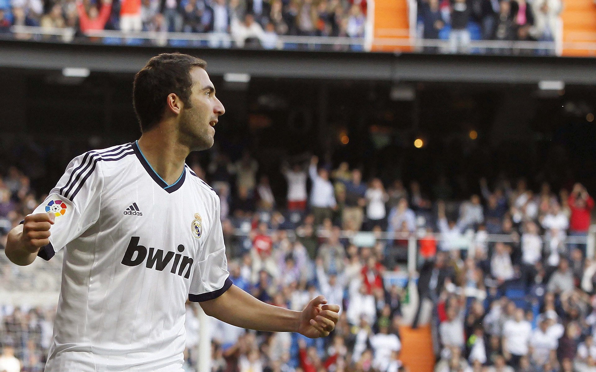 当非洲鼓点敲响欧洲峡谷,加纳踏平摩纳哥之夜,伊布于抢七神迹中重生