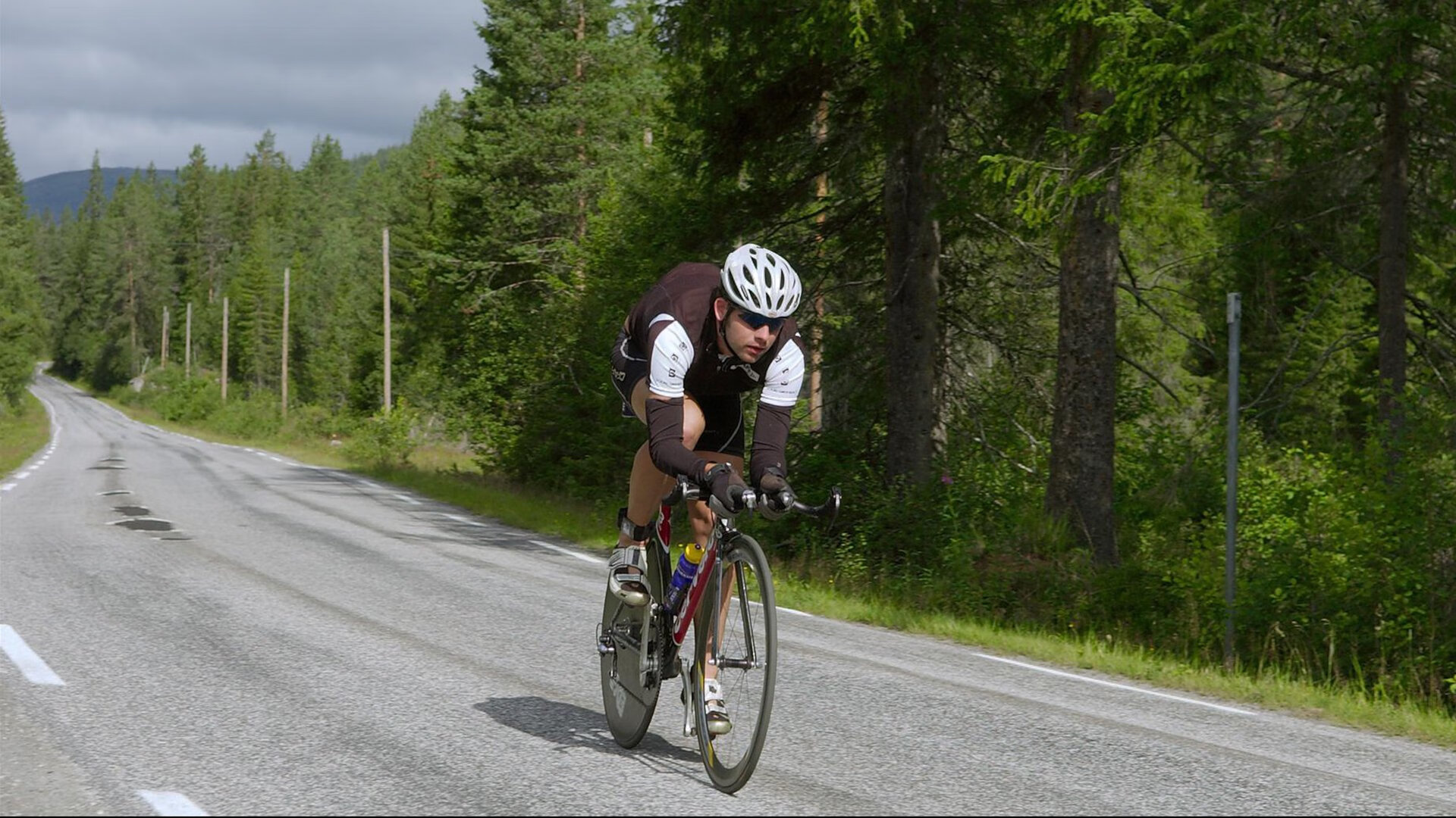 紫金风暴，湖人如何以体系压制勇士，定义现代篮球的终极对决