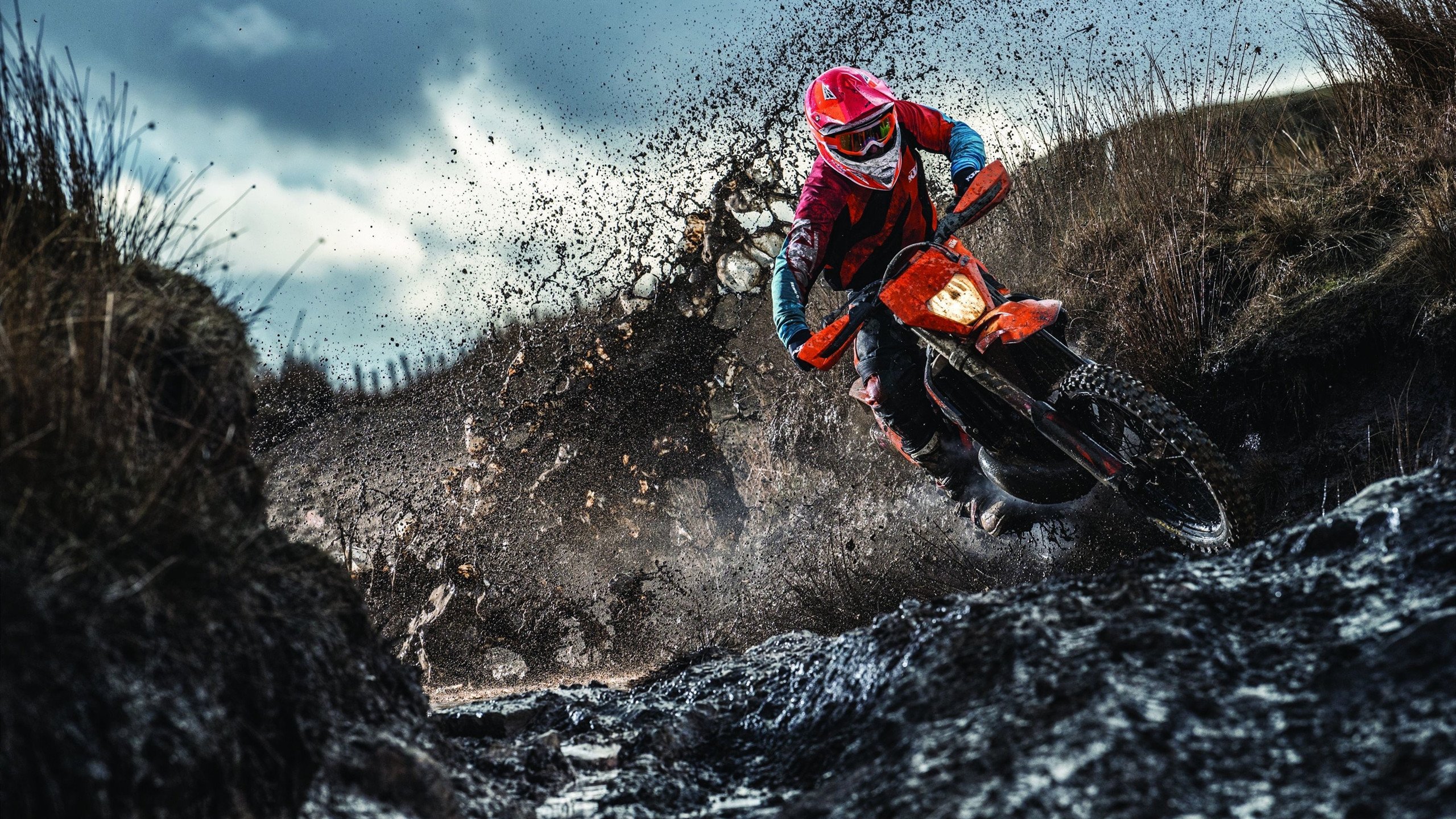 马赛铁蹄碾过法兰西，楚阿梅尼一记惊雷，定义新时代中场霸权