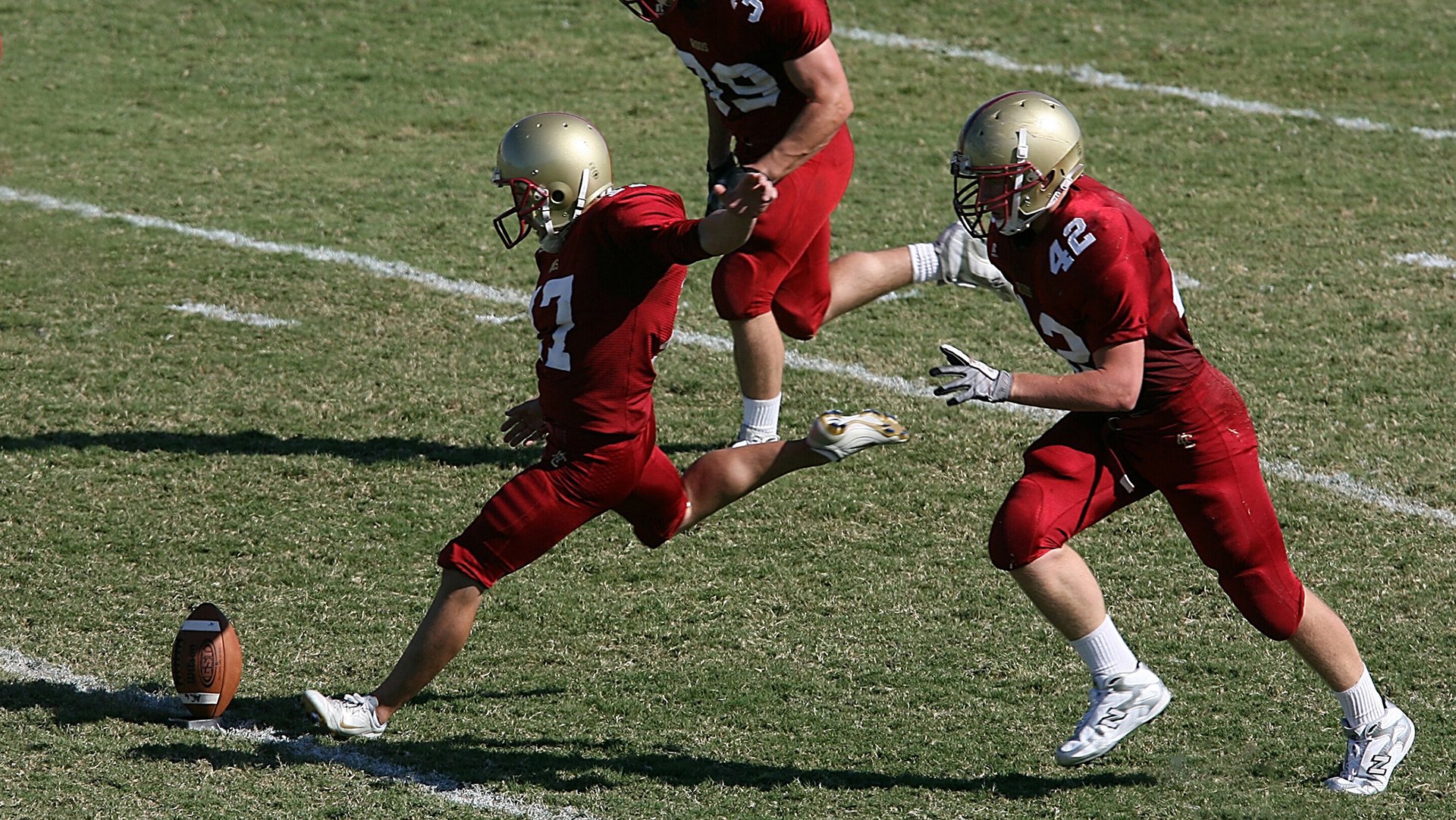赛道上的逆袭，索伯车队绝杀红牛二队，勒克莱尔高光表现改写格局